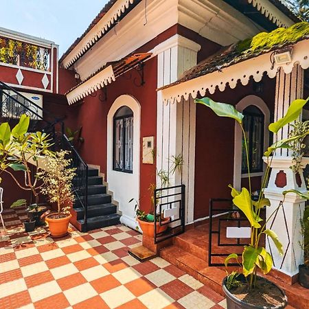 The First House By V3Homestay 4Bhk Private Pool Калангут Экстерьер фото